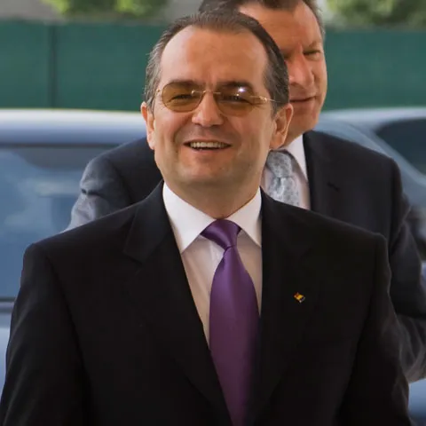 Boc spune că interimatul Guvernului său poate continua până când noii miniştri depun jurământul