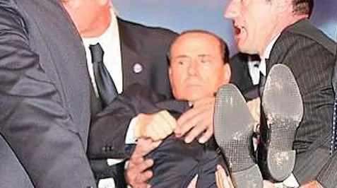 Berlusconi, mai tare ca temuta Cosa Nostra
