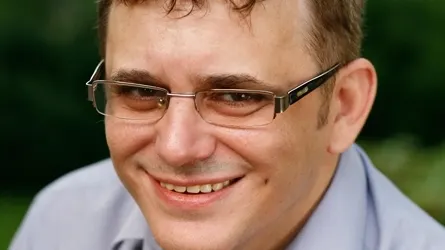 Iulian Comanescu: Imaginile par reale, dar contează mai puţin ce s-a întâmplat cu adevărat
