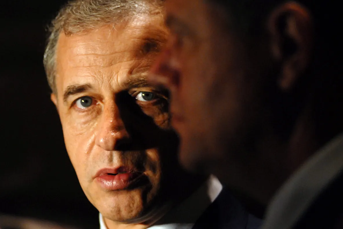 Mircea Geoană a stabilit o întâlnire cu Klaus Johannis săptămâna viitoare
