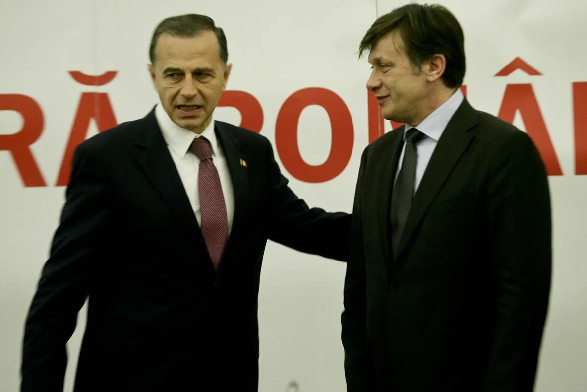 Geoană şi Antonescu au convenit asupra declanşării procedurii de revizuire a Constituţiei, după alegeri