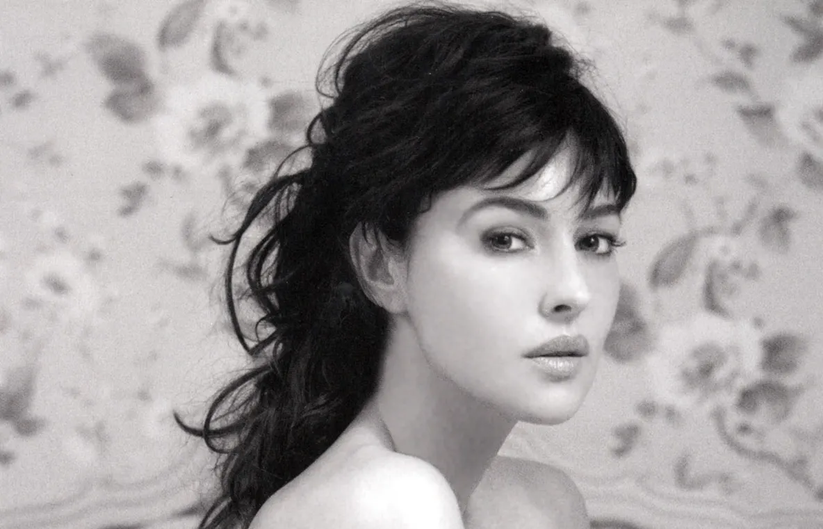 Monica Bellucci, în vârstă de 45 de ani, este însărcinată în luna a treia - VIDEO