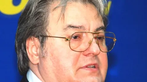 Corneliu Vadim Tudor cere electoratului său să boicoteze turul al doilea