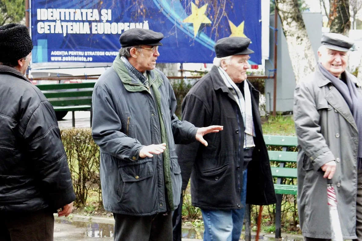 Pensionarii bistriţeni nu mai împrumută bani din cauza crizei economice