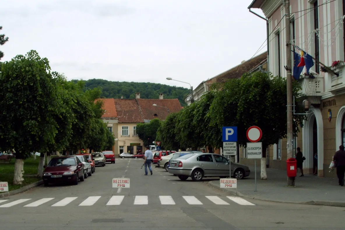 Prime de Crăciun de peste 250.000 de lei pentru funcţionarii publici din Primăria Bistriţa