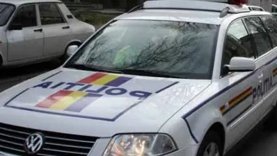 Un orădean a tras focuri de armă în poliţişti după ce a furat o maşină