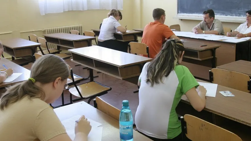 Înscrierea candidaţilor la bacalaureat se va face în perioada concediului fără plată a profesorilor