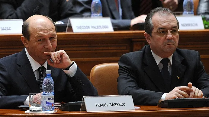 Băsescu propune Parlamentului adoptarea bugetului până la 16 ianuarie