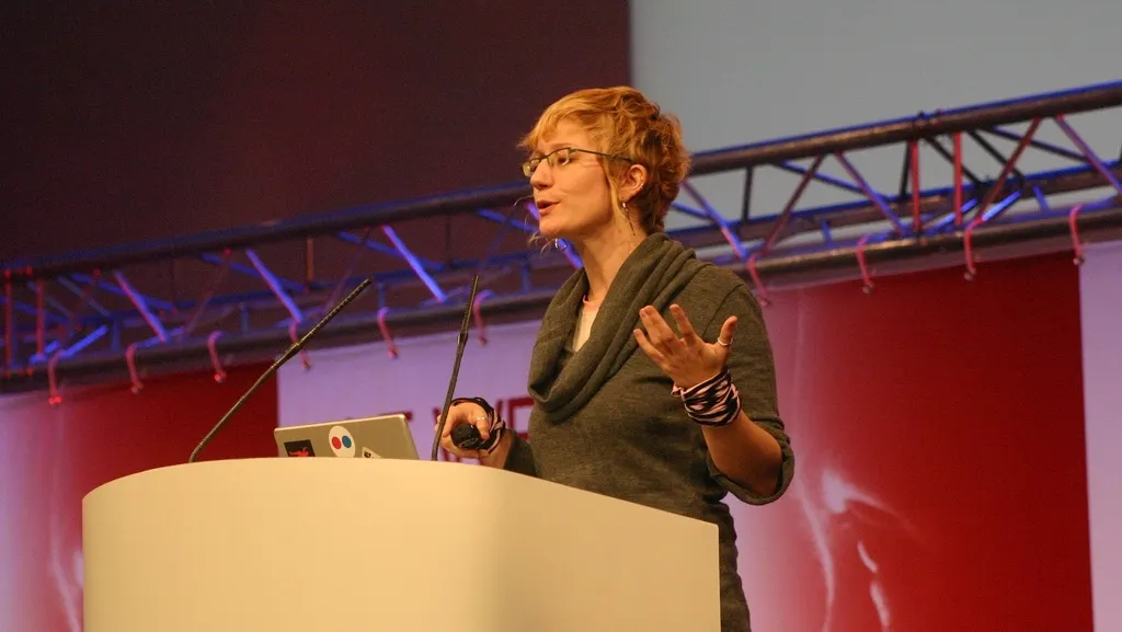 LeWeb: Viaţa altora urmărită pe net. Între Big Brother şi Bunul Samaritean