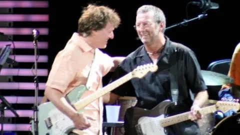 Eric Clapton şi Steve Winwood vin în România pe 11 iunie 2010 - VIDEO