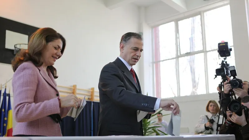 Exit-poll CSOP: Traian Băsescu l-a întrecut cu 0,8 % pe Mircea Geoană. VEZI ȘI ALTE SONDAJE