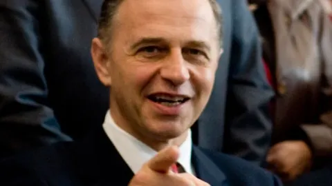 Geoană: A fost o greşeală vizita la Vîntu, îmi cer scuze! Merg până la CEDO cu contestarea!
