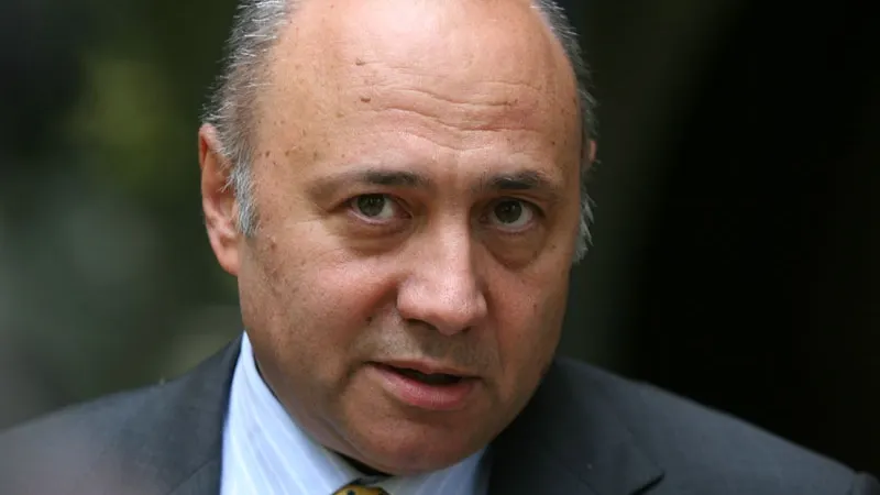 Irinel Popescu, fost șef al CNAS, audiat la DNA pentru fapte de corupție! Acesta este urmărit penal