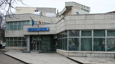 Primii bugetari din Focşani au fost trimişi în şomaj