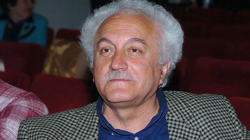 A încetat din viată criticul Marin Mincu