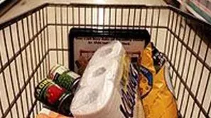 Centrele comerciale trec la program de sărbătoare. VEZI ORARUL