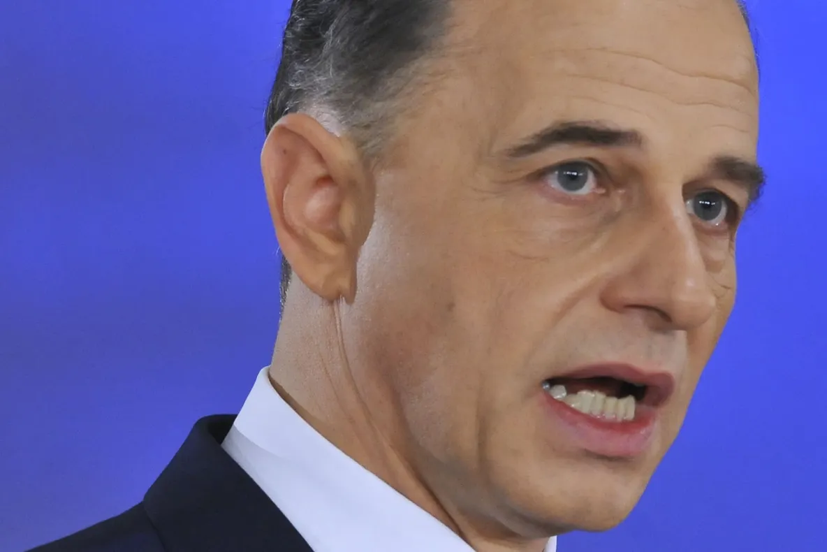 Geoană: Încă cinci ani cu Băsescu reprezintă garanţia scandalului şi a dezbinării