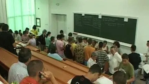 Media de vârstă din învăţământul superior românesc este de 52 de ani