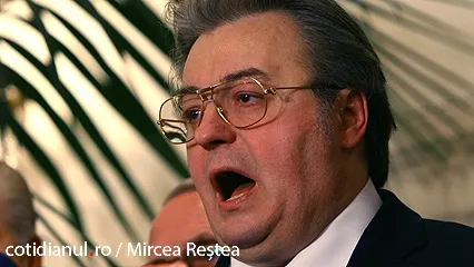 Vadim Tudor: Şeful SRI să recunoască că l-a crezut pe Geoană câştigător duminică