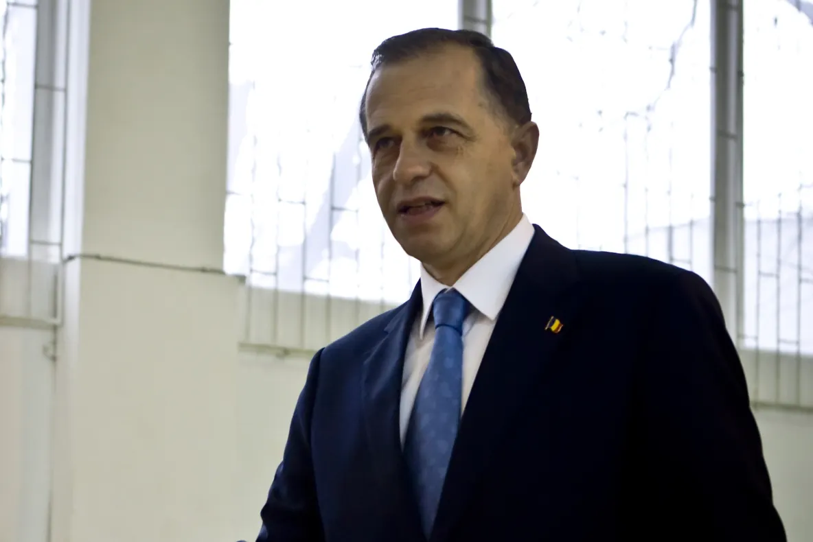 Dragnea despre filmuleţul cu Geoană: Parcă suntem la Cannes - VEZI ALTE REACŢII