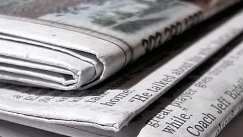 Noul Guvern şi trecutul lui Băsescu, subiecte de editorial