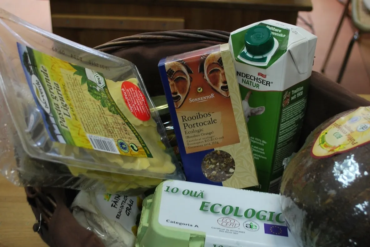De unde provin alimentele ecologice vândute în supermarketuri 