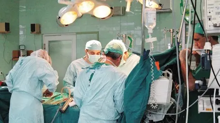 Anunţ de ultimă oră pentru medicii rezidenţi din România. Ce i-ar putea opri să mai plece din ţară
