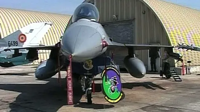 MIG-21 LanceR, aterizare de urgență la Kogălniceanu, din cauza unor probleme tehnice