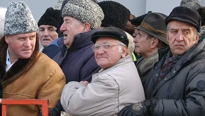 Protest în centrul Capitalei. Militarii în rezervă au paralizat traficul