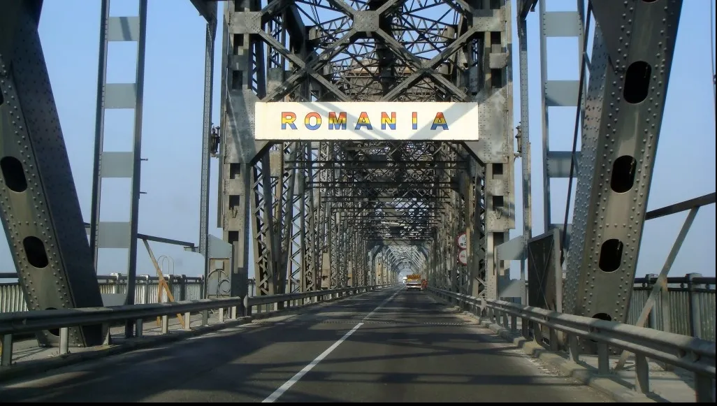 Încep RESTRICȚIILE de trafic pe Podul Giurgiu-Ruse. Ce VARIANTE au românii care vor să meargă în Bulgaria, Grecia sau Turcia: distanțele de parcurs