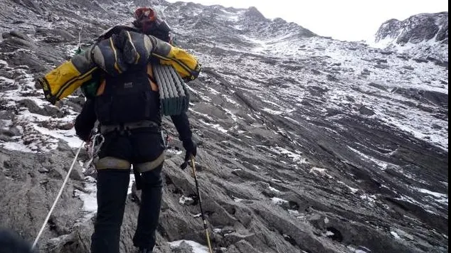Caz incredibil în Himalaya. A fost găsit în viaţă după 47 de zile!
