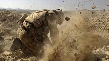 Atentat soldat cu 25 de morţi, în apropierea unei baze militare americane
