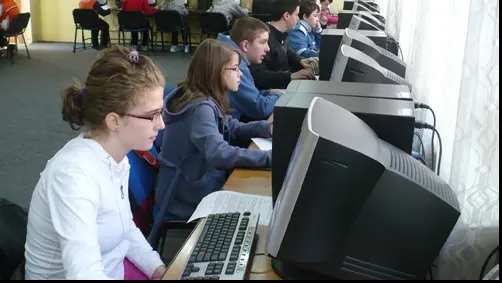 CE SALARII primesc IT-iştii la început de carieră