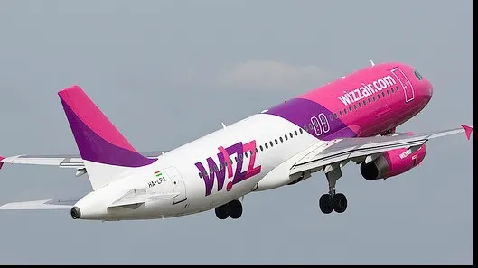 Avion Wizzair întors din drum, după o defecţiune tehnică. Trebuia să ajungă la Târgu Mureş