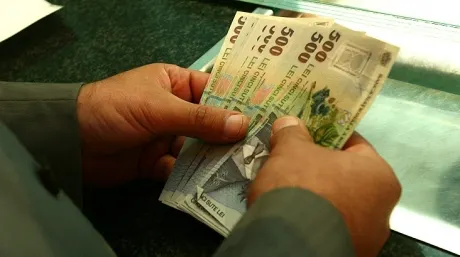 Lege împotriva lenei! Lovitură pentru românii care așteaptă ajutor social 