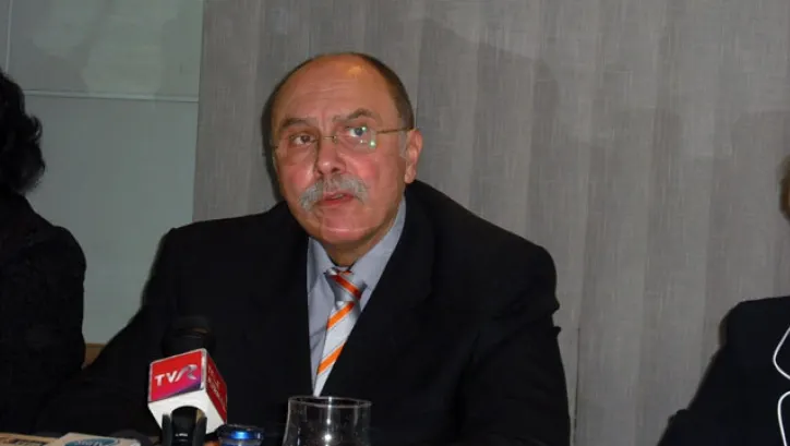 Profesorul Gheorghe Iancu despre anunţul lui Ponta: Un doctor nu poate renunţa la titlu