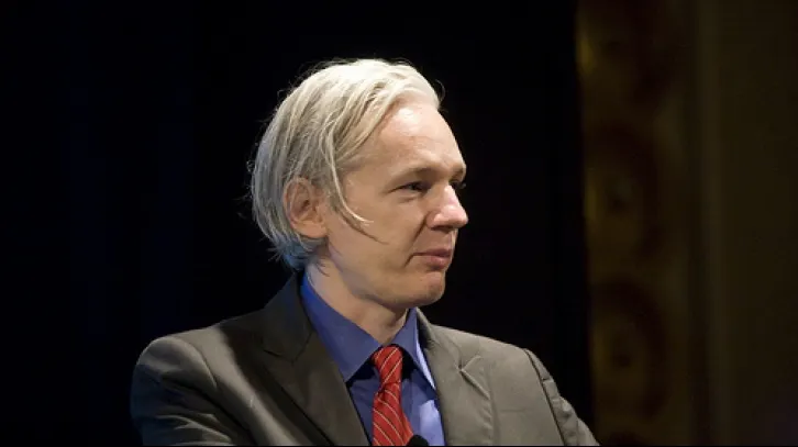 COVID-19: Audierile în cazul extrădării lui Assange în SUA, amânate 