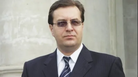 Lovitură de teatru în R. Moldova: "Lupu s-a retras ca să-l facă președinte pe Dodon din primul tur"