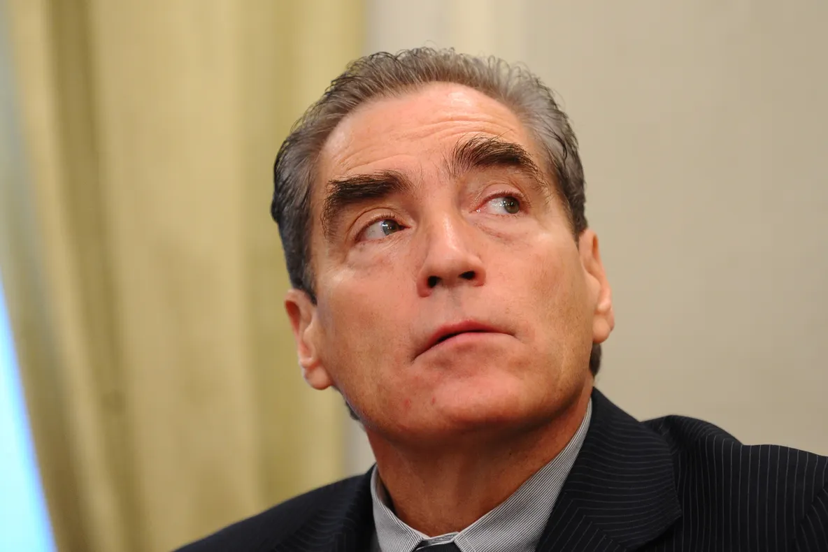 Petre Roman critică închiderea Complexele Energetice de la Turceni și Rovinari: „A fost un atac asupra bazei energetice a României”