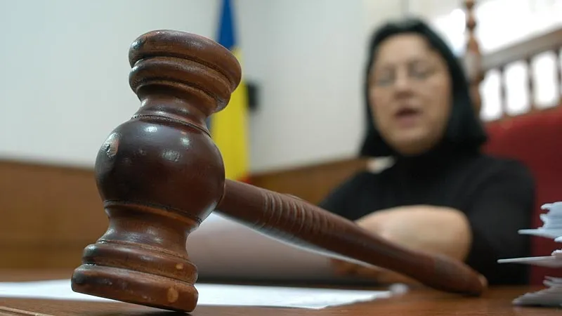 O judecătoare de la Tribunalul Dolj își atacă fostul iubit. Scene incredibile cu certurile dintre cei doi din cauza unei sume mari de bani