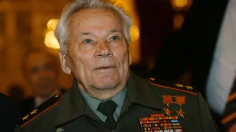 Kalaşnikov i-a trimist o SCRISOARE TULBURĂTOARE patriarhului Kiril, înainte să moară. Ce REGRETĂ 