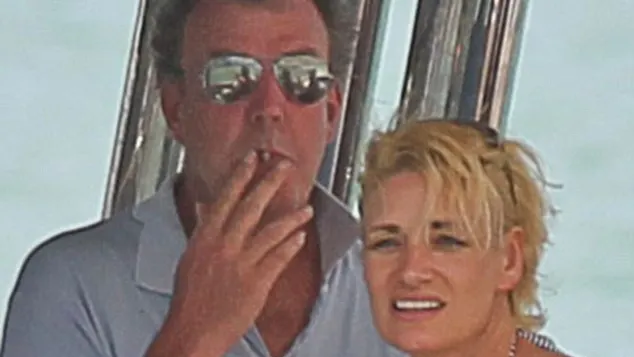 Unul dintre cei mai mari prezentatori tv divorţează