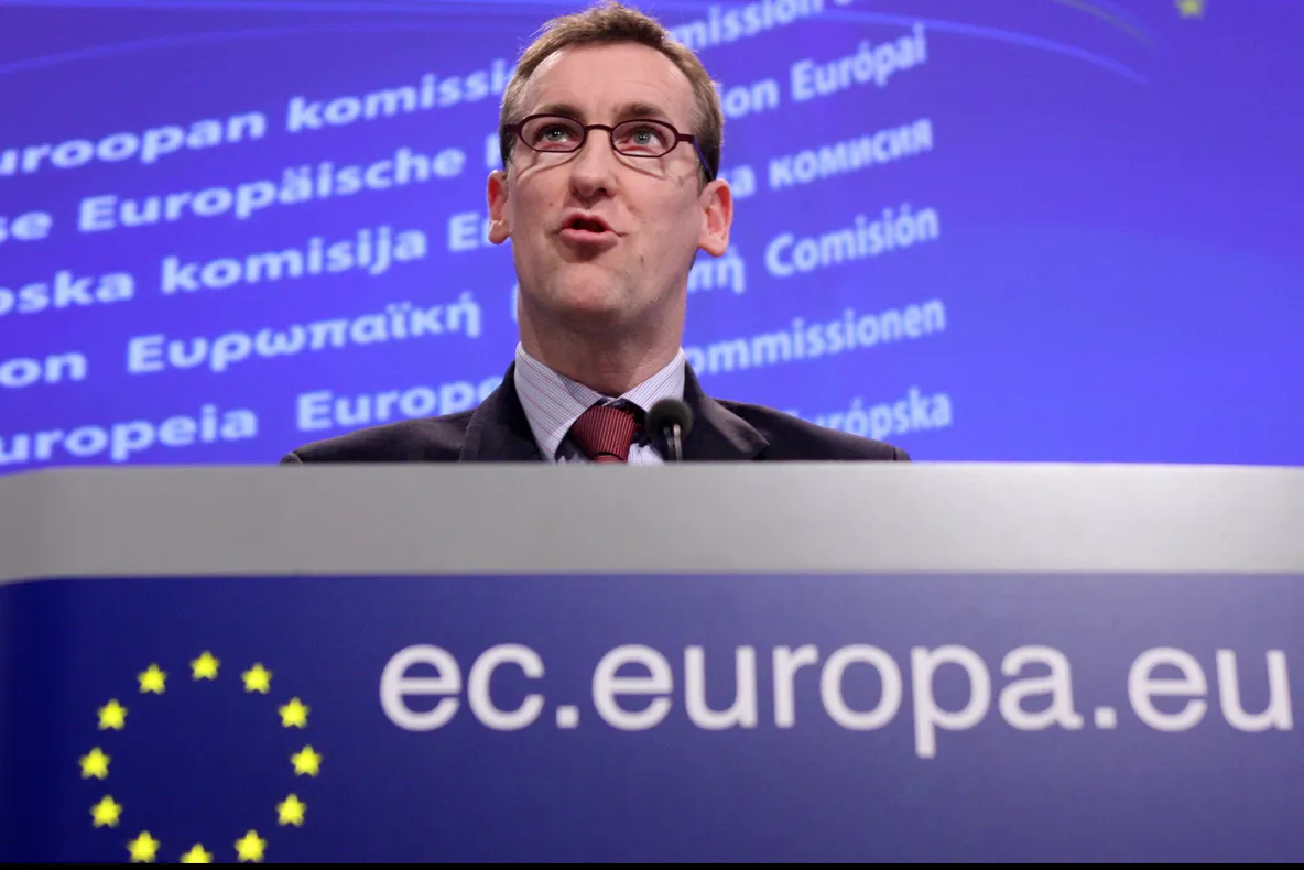 RAPORT MCV. Comisia UE are "îngrijorări legate de independenţa justiţiei" în România RAPORT INTEGRAL