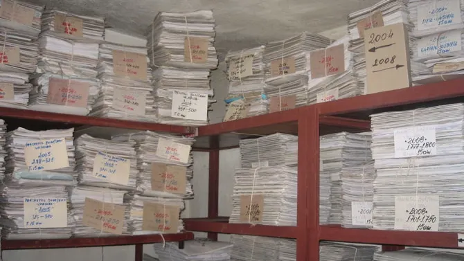 Scandalul taxelor URIAȘE pentru adeverințele necesare la recalculare. Șefii Arhivelor Naționale, ședința de urgență cu angajatorii