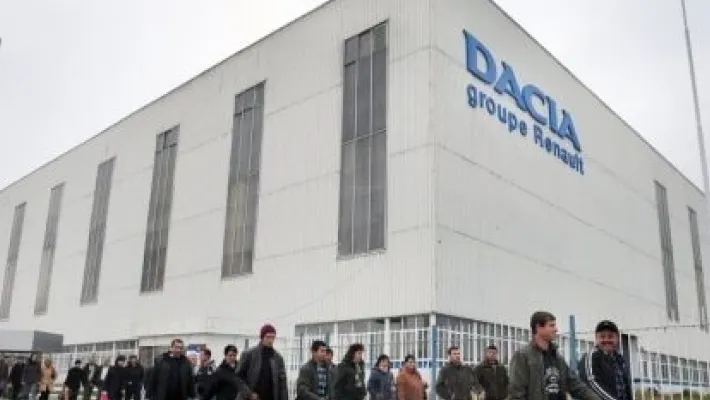 Uzina DACIA de la Mioveni a produs maşina cu numărul 5 milioane