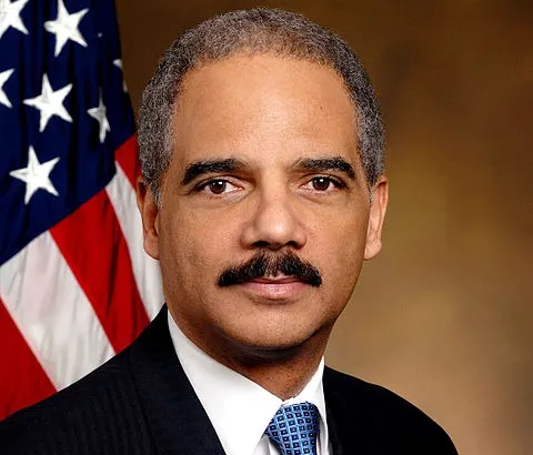 Eric Holder va demisiona din funcţia de procuror general al Statelor Unite