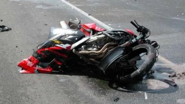 Accident grav în Capitală. Un motociclist a ajuns la spital