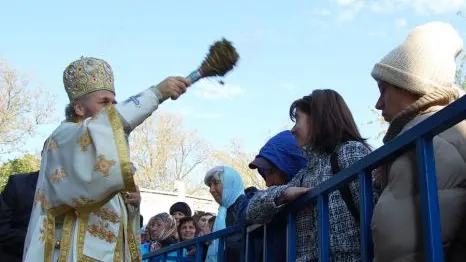 IZVORUL TĂMĂDUIRII. Ziua în care se face schimb de diferite obiecte. TRADIȚII de IZVORUL TĂMĂDUIRII