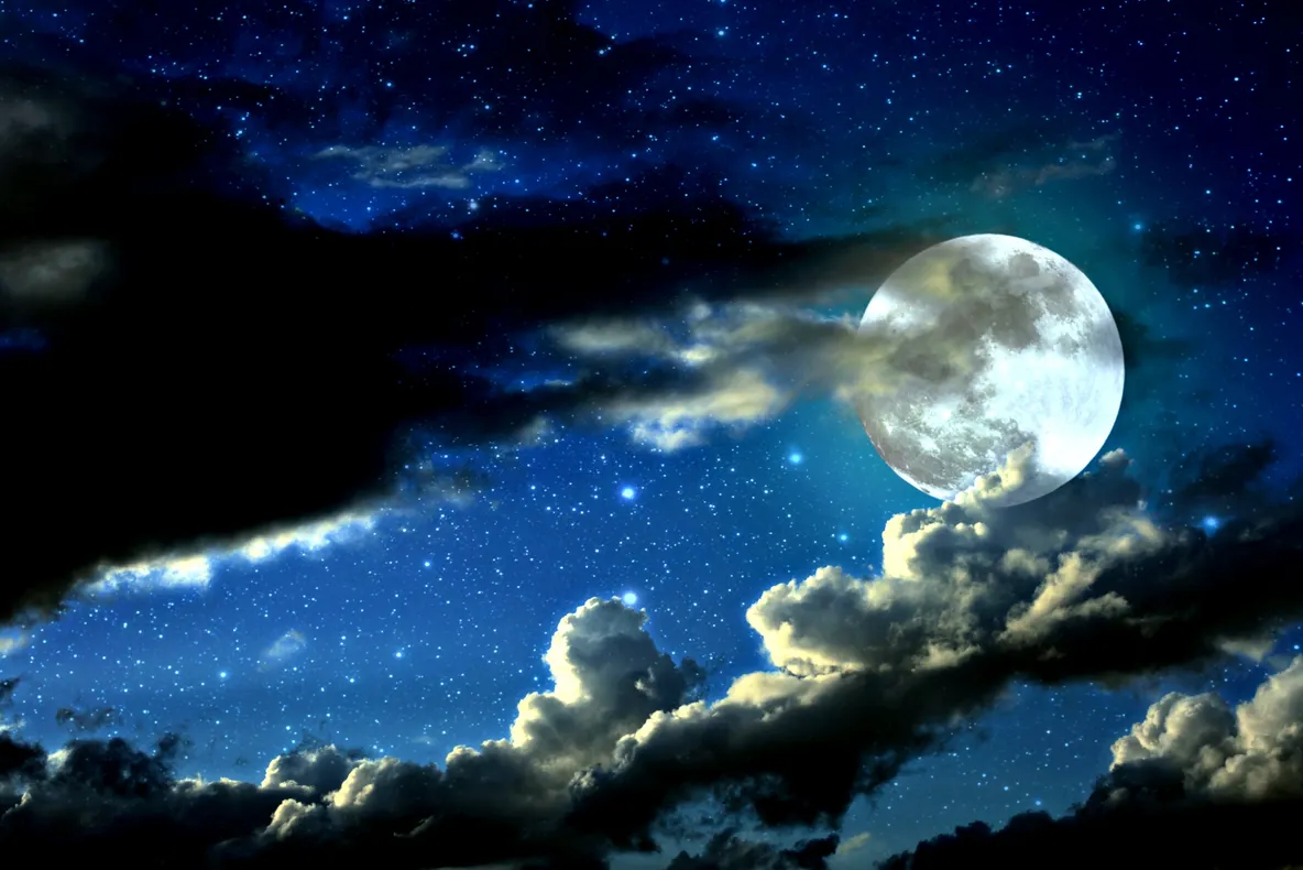 Luna plină în Săgetător, 2 iunie 2015. Cum ne influenţează viaţa?