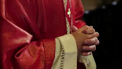 Gestul incredibil pe care l-a făcut un preot la finalul unei cununii religioase